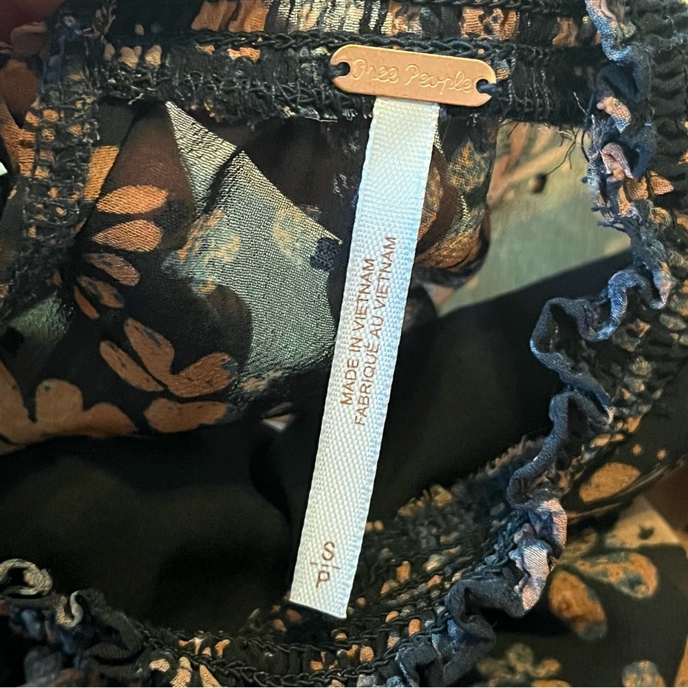 Free People Clarissa Printed Blouse top in Midnight combo long sleeve small - Picture 8 of 9